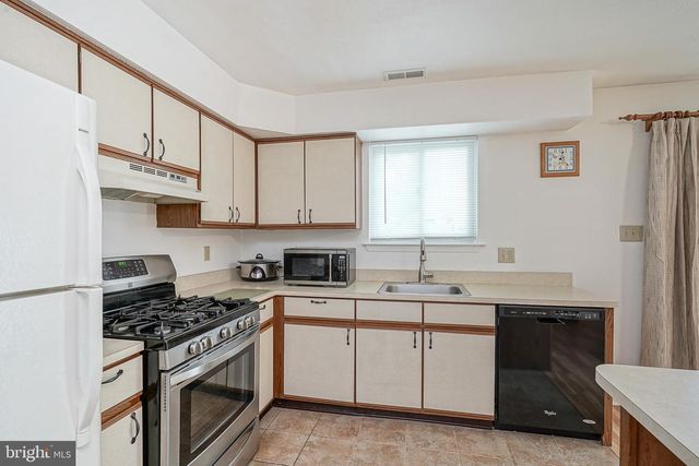 203 BALIN CT, Mantua, NJ 08051