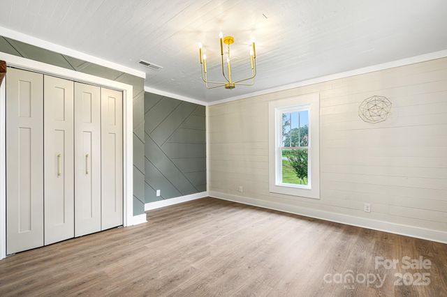 271 Fairmount Road, Statesville, NC 28625