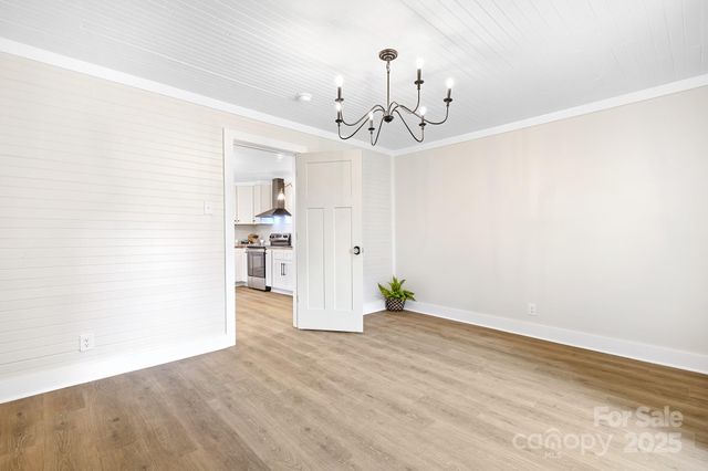 271 Fairmount Road, Statesville, NC 28625