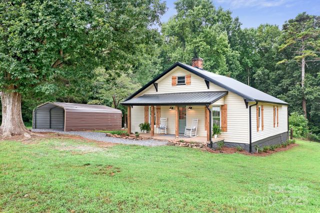 271 Fairmount Road, Statesville, NC 28625