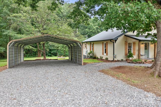271 Fairmount Road, Statesville, NC 28625