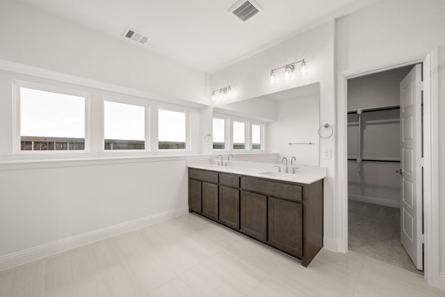 1013 Butterfly, Justin, TX 76247