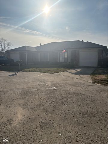 1804 Queensbridge Circle, Indianapolis, IN 46219