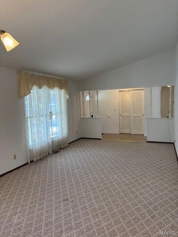 10938 Mugan Drive, St Louis, MO 63123