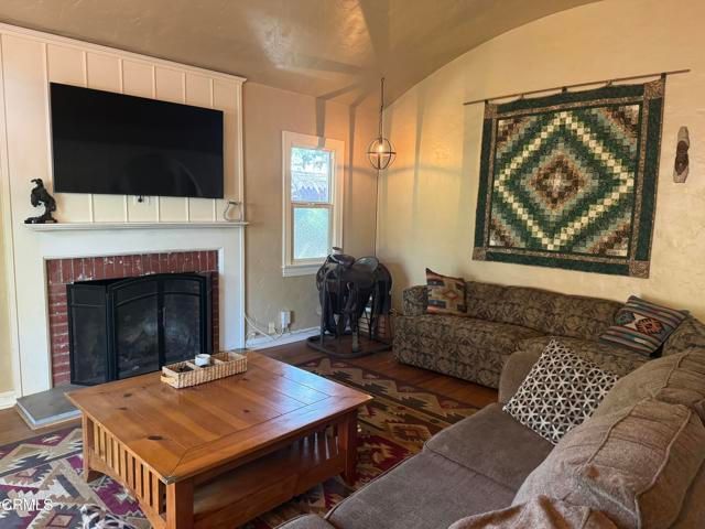 1316 Forest Drive, Santa Paula, CA 93060