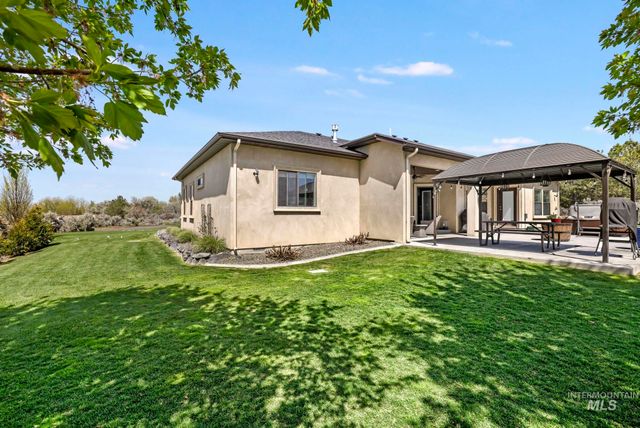 4152 N Meadow Ridge Cir, Twin Falls, ID 83301