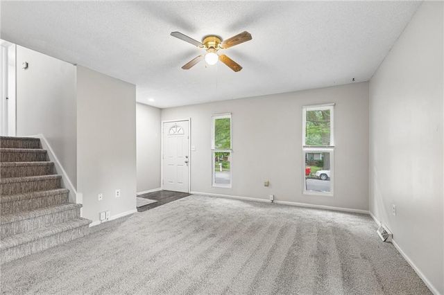515 S Cardinal Drive, Olathe, KS 66062