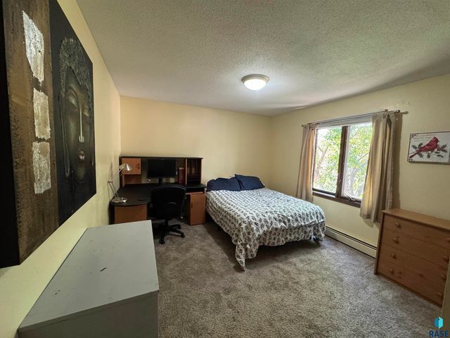 3712 S Terry Ave Avenue 201, Sioux Falls, SD 57106