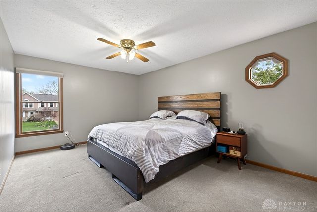 4165 Summerfield Drive, Dayton, OH 45432