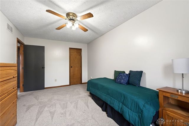 4165 Summerfield Drive, Dayton, OH 45432