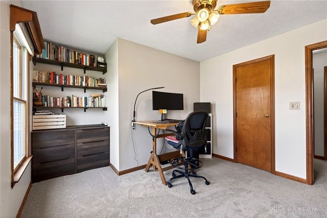 4165 Summerfield Drive, Dayton, OH 45432