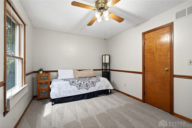 4165 Summerfield Drive, Dayton, OH 45432