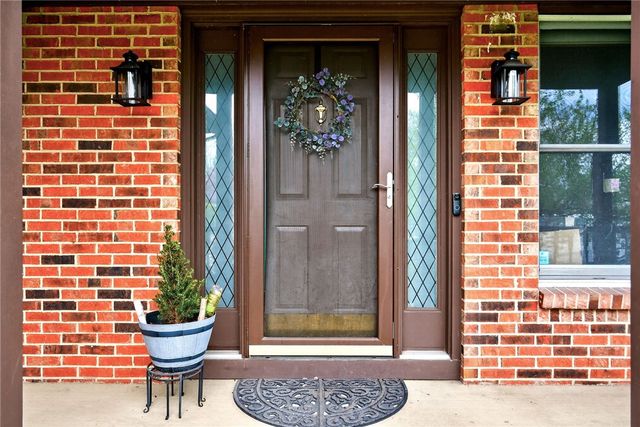 4165 Summerfield Drive, Dayton, OH 45432