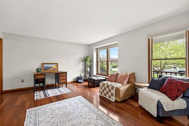 4165 Summerfield Drive, Dayton, OH 45432