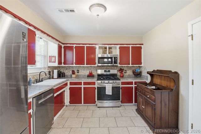 14030 S Glen Street, Glenpool, OK 74033