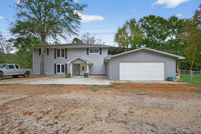 213 Meadow Lake Drive, Trinity, TX 75862