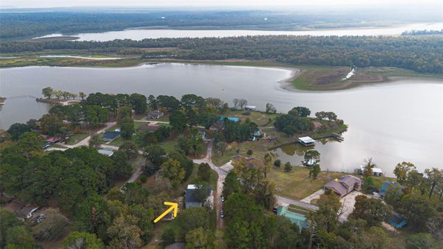 213 Meadow Lake Drive, Trinity, TX 75862