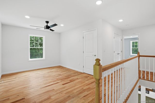 155 S Quaker Lane, Hyde Park, NY 12538