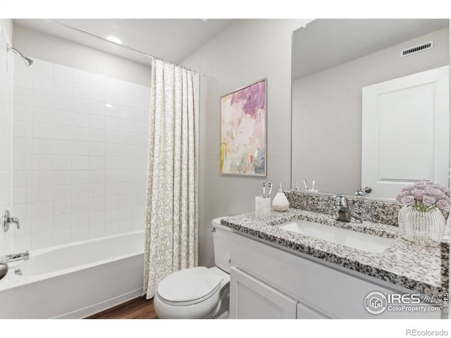 127 Robin Road, Johnstown, CO 80534