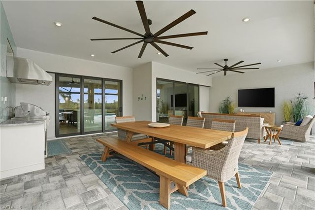 11591 Canal Grande DR, Fort Myers, FL 33913