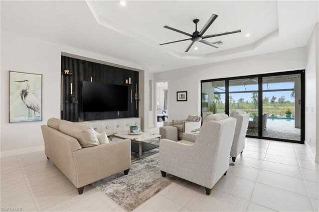 11591 Canal Grande DR, Fort Myers, FL 33913