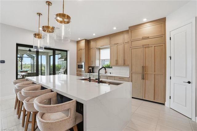 11591 Canal Grande DR, Fort Myers, FL 33913