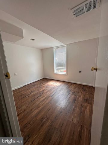 5211 EDGEWOOD RD, College Park, MD 20740