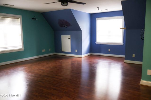 1213 Windbrooke Drive, Grimesland, NC 27837