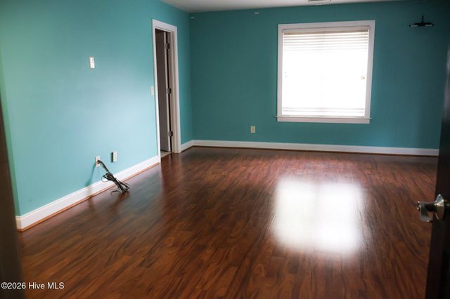 1213 Windbrooke Drive, Grimesland, NC 27837