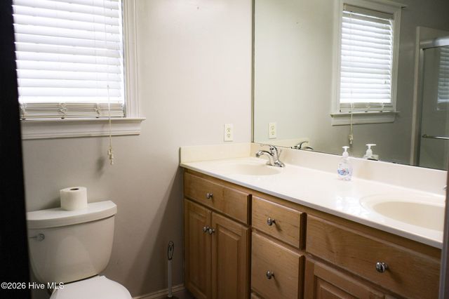1213 Windbrooke Drive, Grimesland, NC 27837