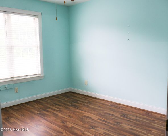 1213 Windbrooke Drive, Grimesland, NC 27837