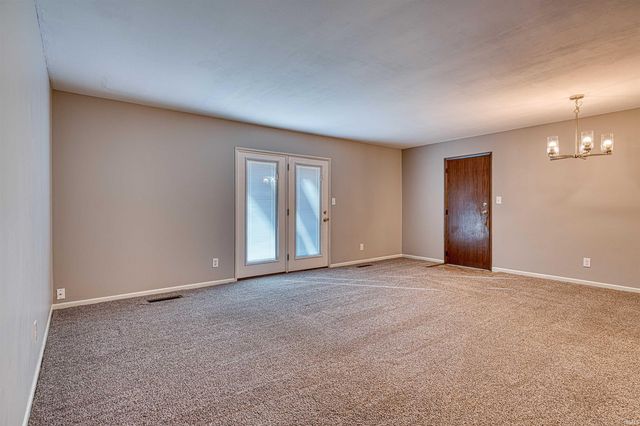 1831 Chickasaw Drive, Evansville, IN 47715