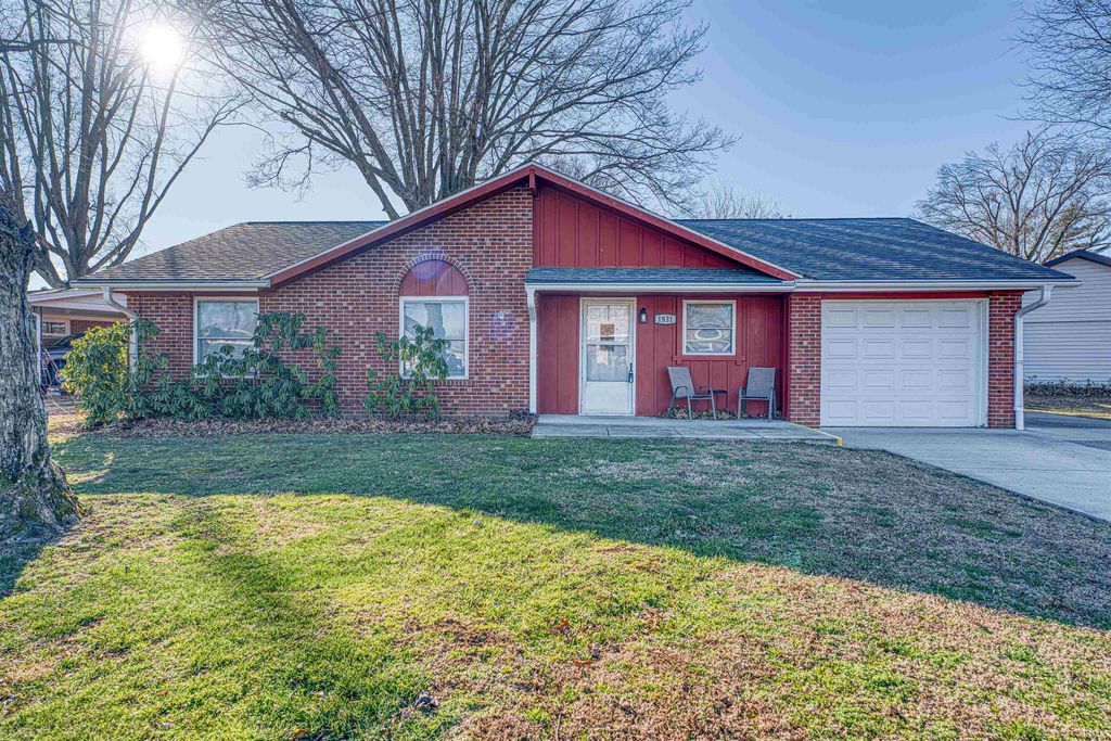 1831 Chickasaw Drive, Evansville, IN 47715