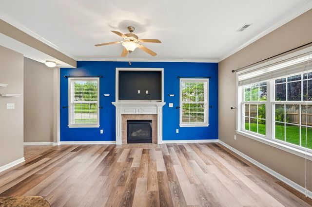 208 PORT WAY, Columbia, MO 65201