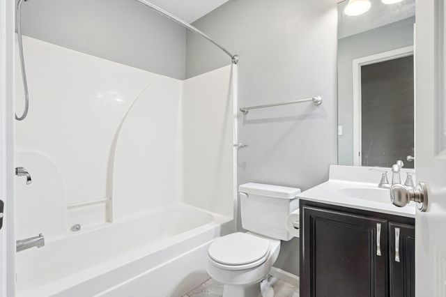 208 PORT WAY, Columbia, MO 65201