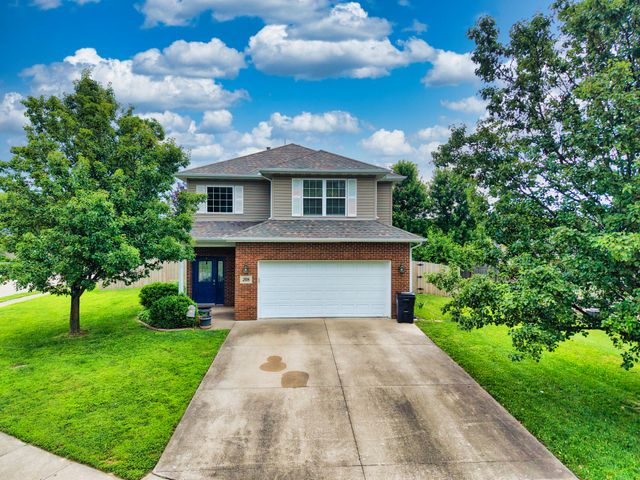 208 PORT WAY, Columbia, MO 65201