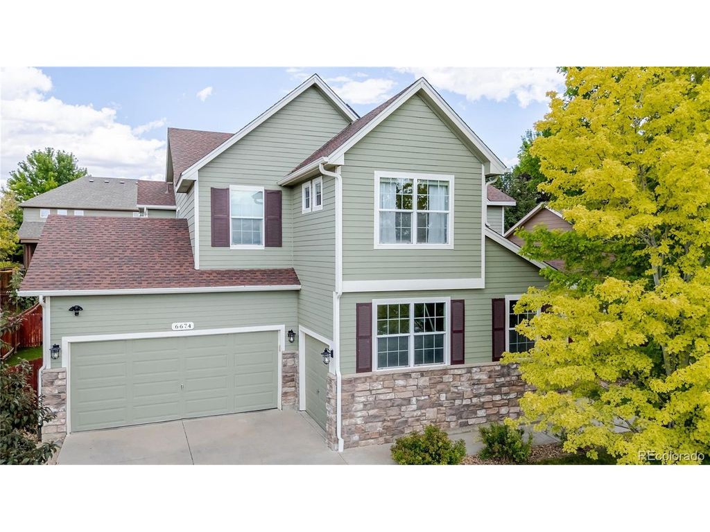 6674 Sunburst Ave, Longmont, CO 80504