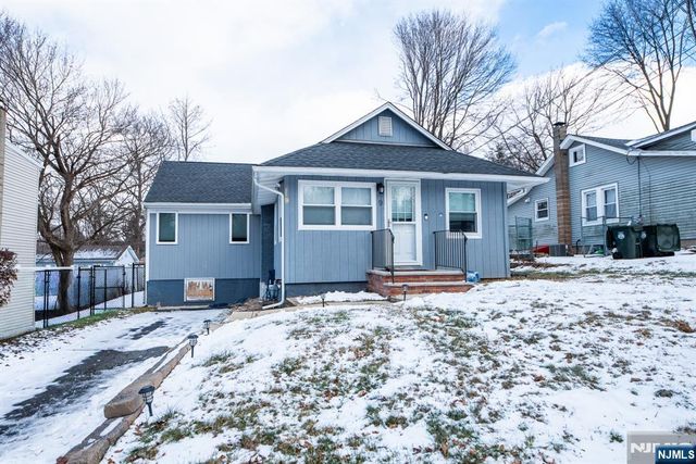 9 Prospect Avenue, Mount Olive Township, NJ 07828