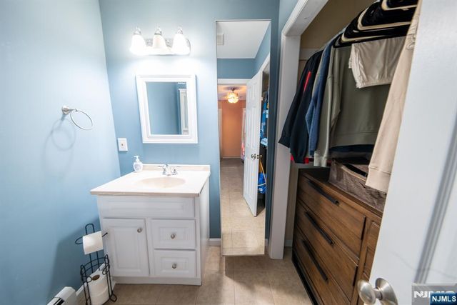 9 Prospect Avenue, Mount Olive Township, NJ 07828