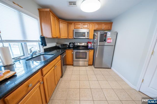 9 Prospect Avenue, Mount Olive Township, NJ 07828