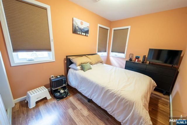 9 Prospect Avenue, Mount Olive Township, NJ 07828