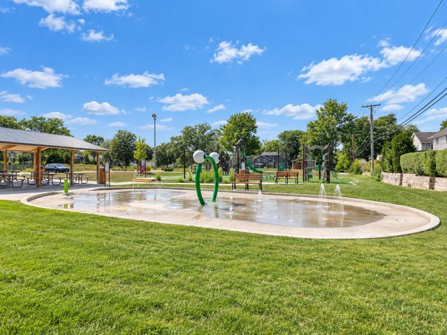 1025 S Ardmore Avenue, Villa Park, IL 60181