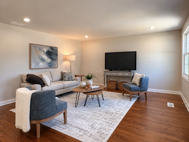 1025 S Ardmore Avenue, Villa Park, IL 60181