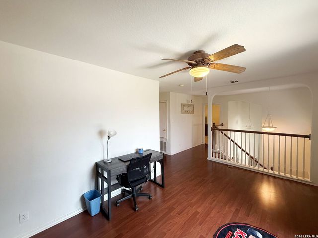 7402 LACEY OAK PATH, San Antonio, TX 78223