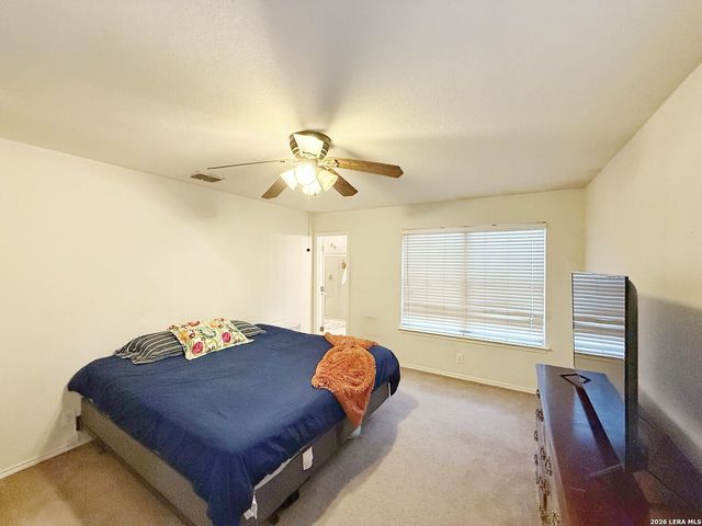 7402 LACEY OAK PATH, San Antonio, TX 78223