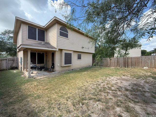 7402 LACEY OAK PATH, San Antonio, TX 78223