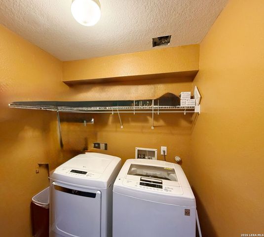 7402 LACEY OAK PATH, San Antonio, TX 78223