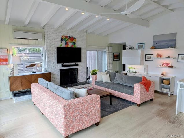 61 Evergreen Avenue, Seaview, NY 11770