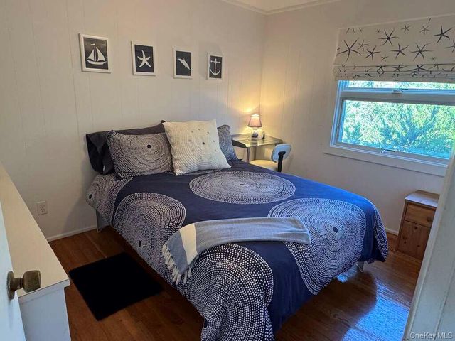 61 Evergreen Avenue, Seaview, NY 11770