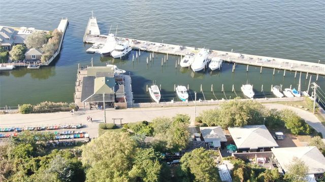 61 Evergreen Avenue, Seaview, NY 11770